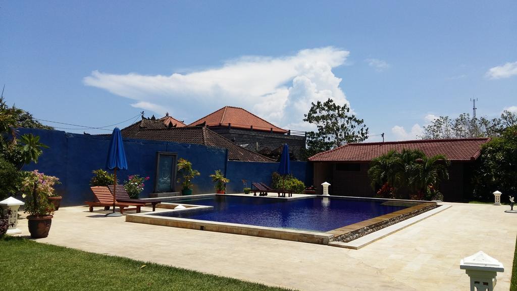 Tulamben Wreck Divers Resort y Restaurante Exterior foto